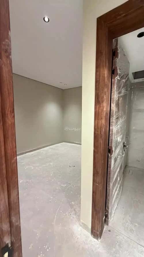 Villa 353.89 SQM Facing East on 20m Width Street Al-Mahdiyah, West Riyadh, Riyadh
