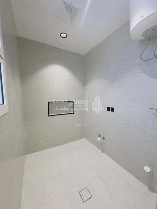 Villa 398.02 SQM Facing South on 15m Width Street Rayyadh, Alttayif