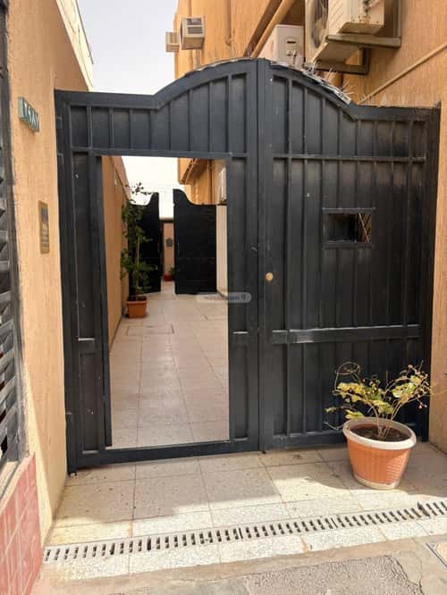 Building 678.6 SQM Facing North Al-Murooj, North Riyadh, Riyadh