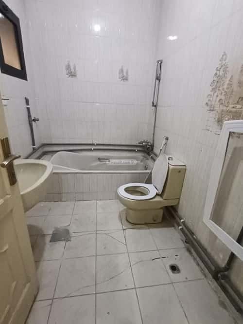 Apartment 100 SQM with 4 Bedrooms Al Azizeyyah, North Jeddah, Jeddah