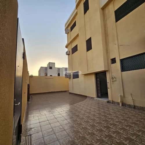 Villa 425.4 SQM Facing South East on 15m Width Street As Sulaymaniyah, Eanizah