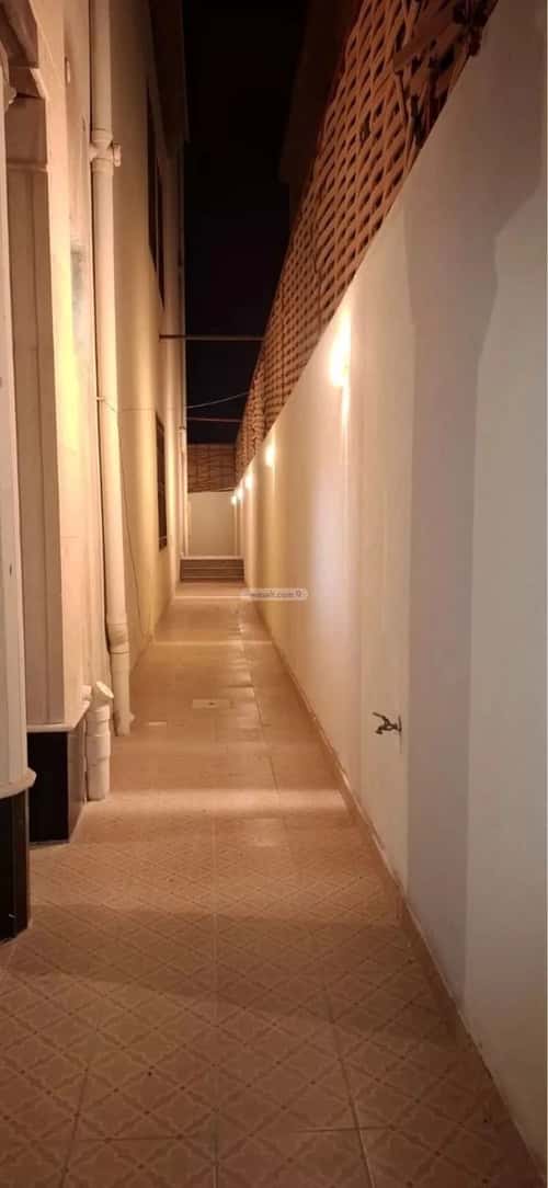 Villa 375 SQM Facing South on 15m Width Street Al Nahdah, Aldammam
