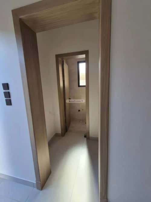 Floor 205.59 SQM with 5 Bedrooms Ar-Rawabi, East Riyadh, Riyadh