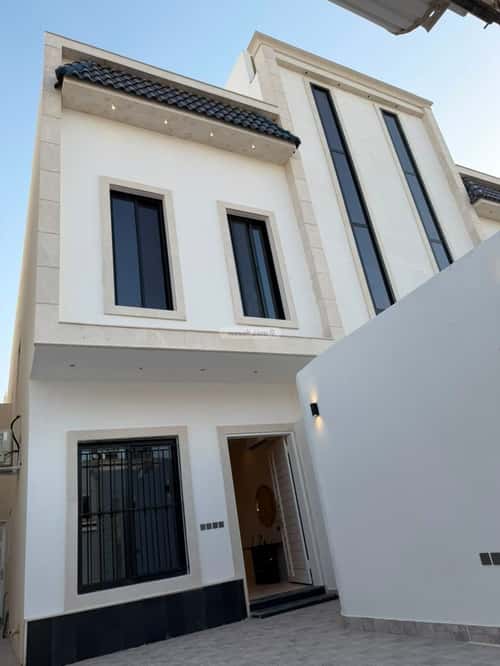 Floor 166.92 SQM with 3 Bedrooms Okaz, South Riyadh, Riyadh