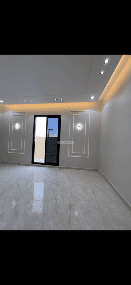 Floor 206.21 SQM with 5 Bedrooms Okaz, South Riyadh, Riyadh