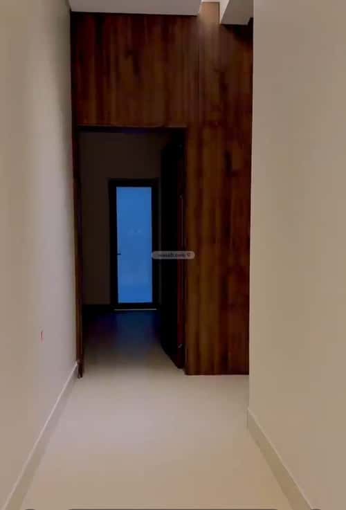Floor with 4 Bedrooms Dahrat Al-Badeah, West Riyadh, Riyadh