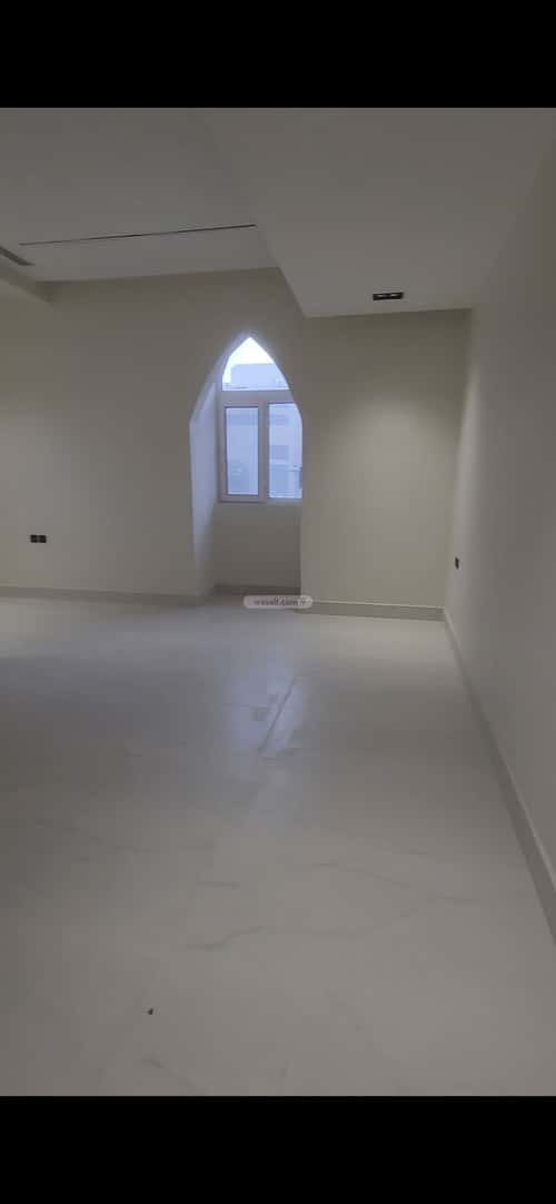 Villa 500 SQM Facing North with 12 Bedrooms West Umm Al Hamam, West Riyadh, Riyadh