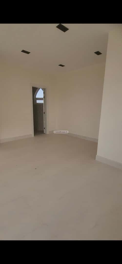 Villa 500 SQM Facing North with 12 Bedrooms West Umm Al Hamam, West Riyadh, Riyadh