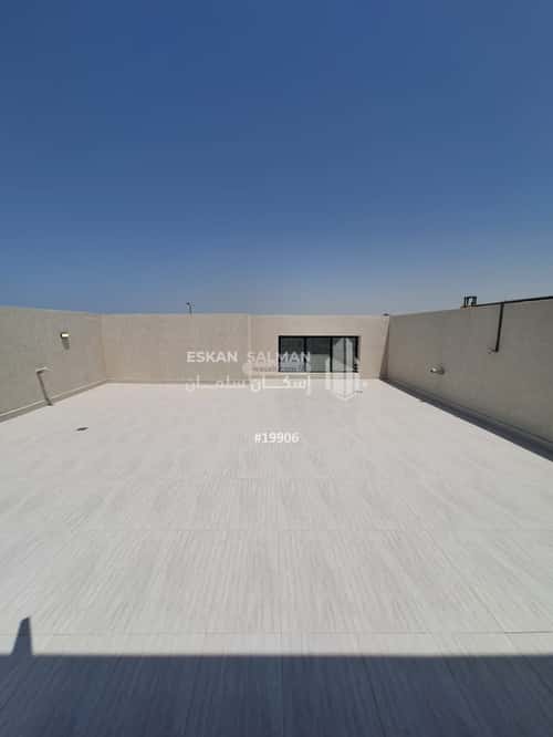 Villa 311 SQM Facing South on 20m Width Street King Fahad Dist, Aldammam