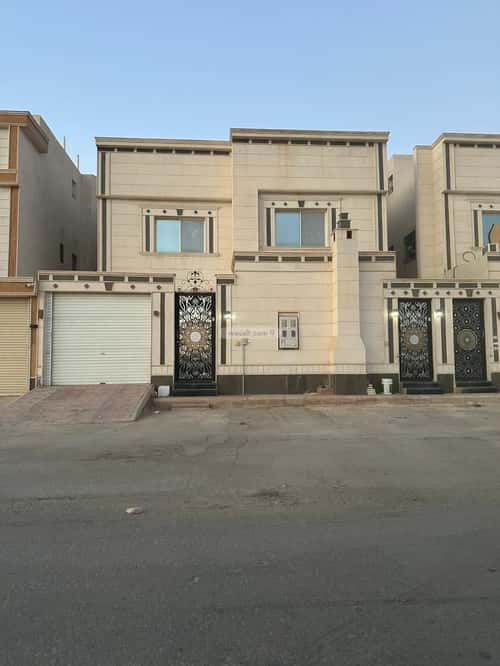 فيلا 300 متر مربع غربية على شارع 20م الحزم، غرب الرياض، الرياض