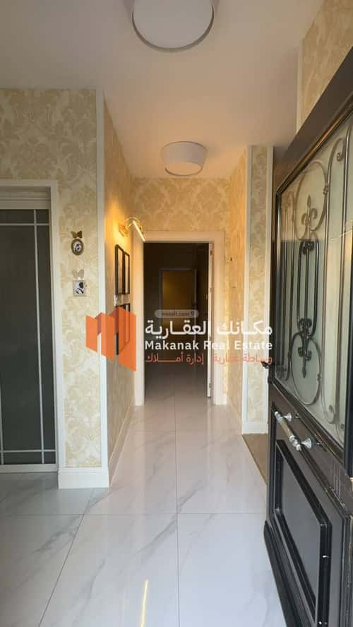 فيلا 300 متر مربع شمالية على شارع 24م الأمانة، الدمام
