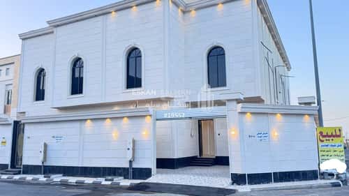 فيلا 312.82 متر مربع شرقية على شارع 12م ريحه، الطائف