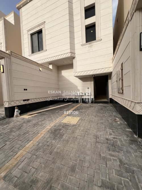 Floor 189.11 SQM with 5 Bedrooms Al-Qadisiyah, East Riyadh, Riyadh