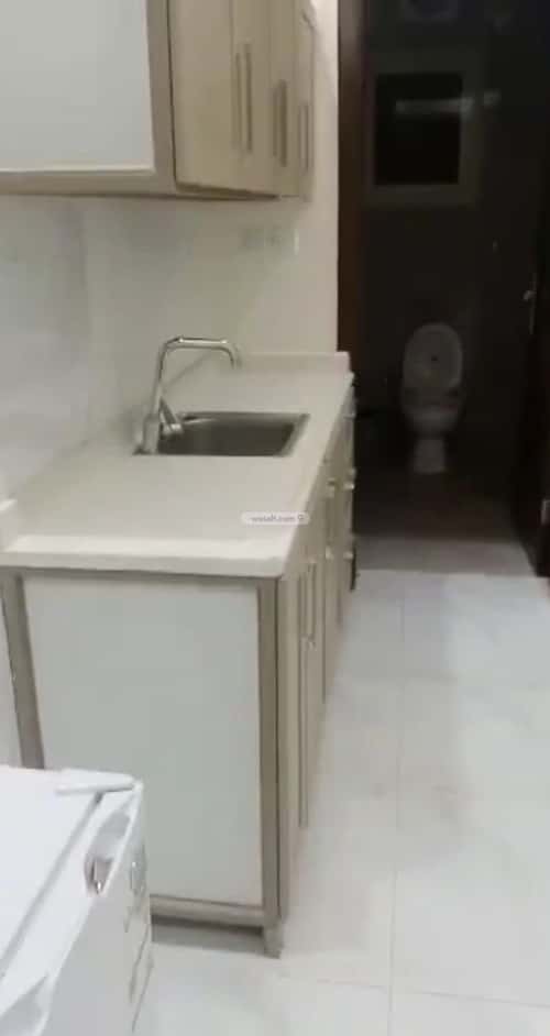 Building 600 SQM Facing South Industrial City, Madinah
