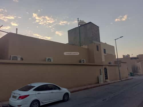 فيلا 375 متر مربع شمالية شرقية على شارع 15م طويق، غرب الرياض، الرياض