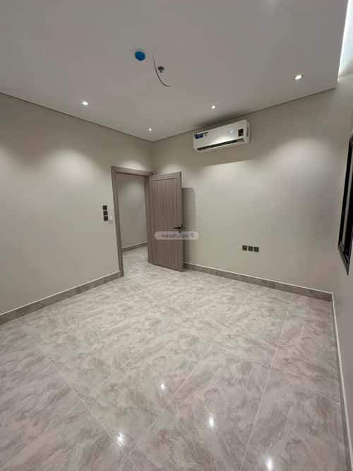 Apartment with 5 Bedrooms Al Seef, Aldammam