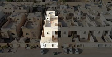 فيلا سكنية 298م2 بحي الرائد