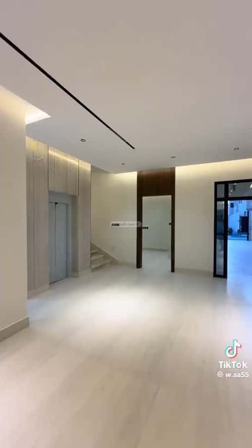 Villa 488.05 SQM Facing East on 30m Width Street Al-Yarmouk, Khamis Mushait