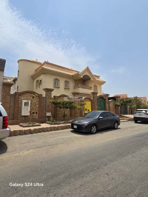 فيلا 624 متر مربع مع 3 شقق واجهة غربية النعيم، شمال جدة، جدة
