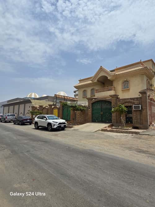Villa 624 SQM with 3 Apartments Facing West Al Naeem, North Jeddah, Jeddah