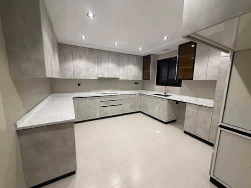 Floor 240.71 SQM with 6 Bedrooms Al-Bawadi, Tbwk