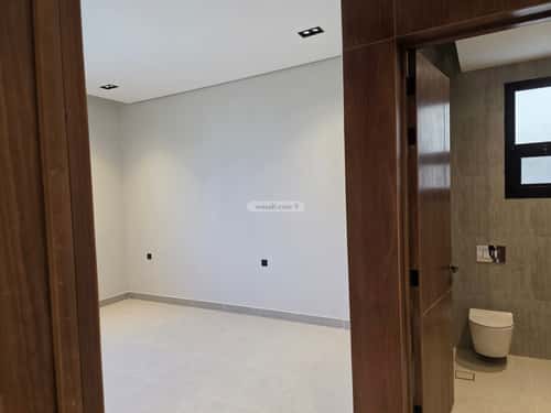 Floor 244.23 SQM with 5 Bedrooms Al-Yarmuk, East Riyadh, Riyadh