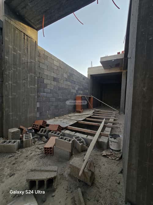 Villa 374 SQM Facing East on 15m Width Street Al Zomorod, North Jeddah, Jeddah