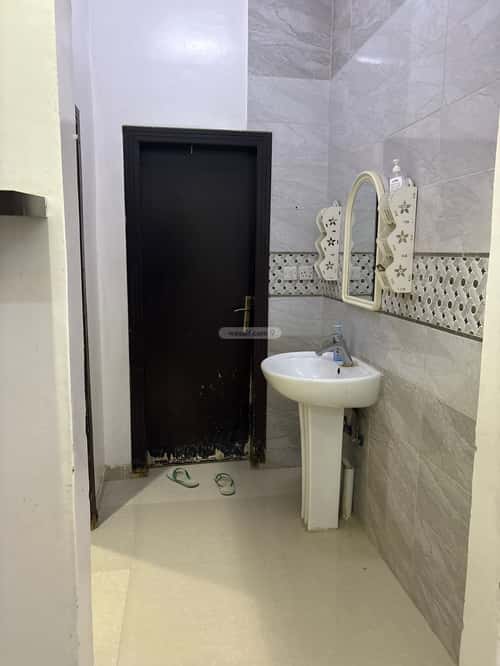 Apartment 400 SQM with 4 Bedrooms Dahrat Laban, West Riyadh, Riyadh
