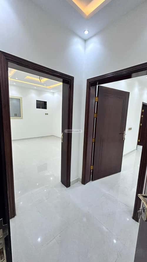 عمارة 565 متر مربع ب 3 أدوار على 3 شوارع سكة الحديد، المدينة المنورة
