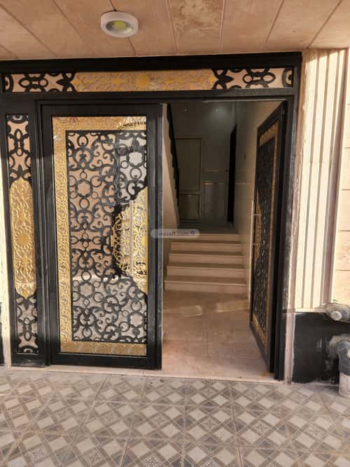 عمارة 565 متر مربع ب 3 أدوار على 3 شوارع سكة الحديد، المدينة المنورة