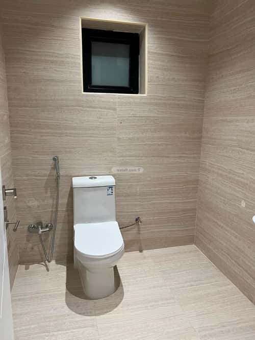 Floor with 5 Bedrooms As-Sahafa, North Riyadh, Riyadh