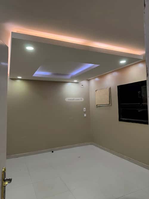 Floor 400 SQM with 4 Bedrooms Twaeeq, West Riyadh, Riyadh