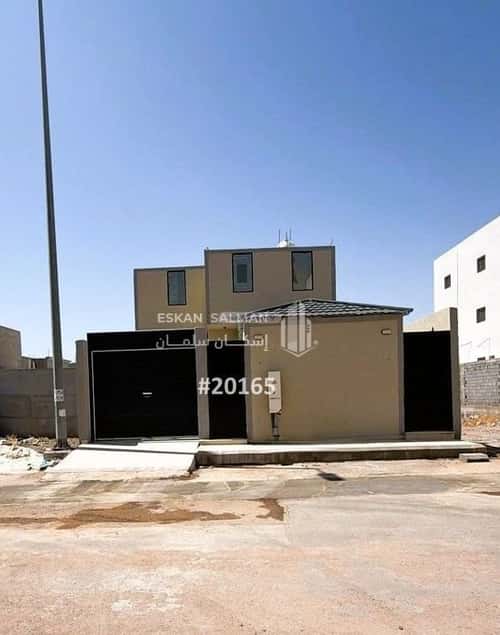 دور 300 متر مربع ب 4 غرف المدينة الصناعية، المدينة المنورة