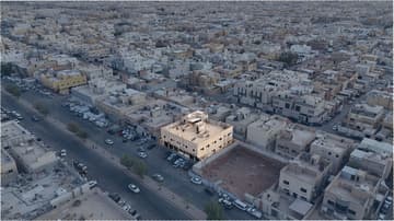 عمارة 810م2 بحي الخليج