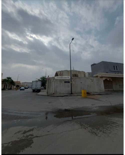 فيلا 625 متر مربع شمالية غربية على شارع 20م النزهة، شمال الرياض، الرياض