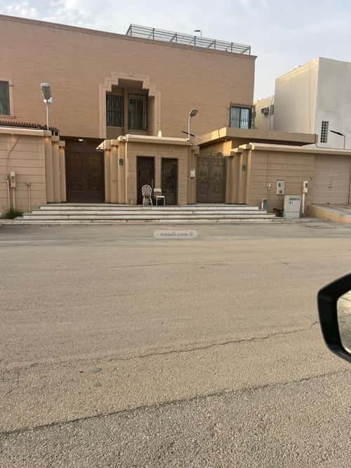 Villa 312 SQM Facing South on 20m Width Street Ash-Shohda, East Riyadh, Riyadh