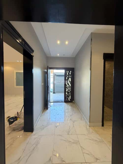 Villa 250 SQM Facing North with 6 Bedrooms Al Zomorod, North Jeddah, Jeddah