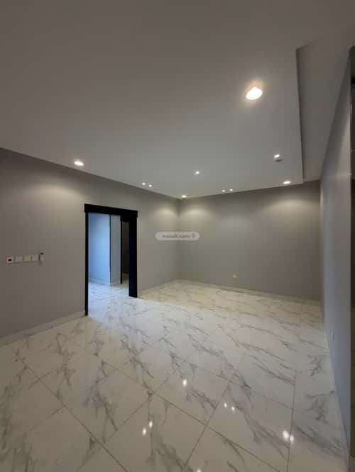 Villa 250 SQM Facing North with 6 Bedrooms Al Zomorod, North Jeddah, Jeddah
