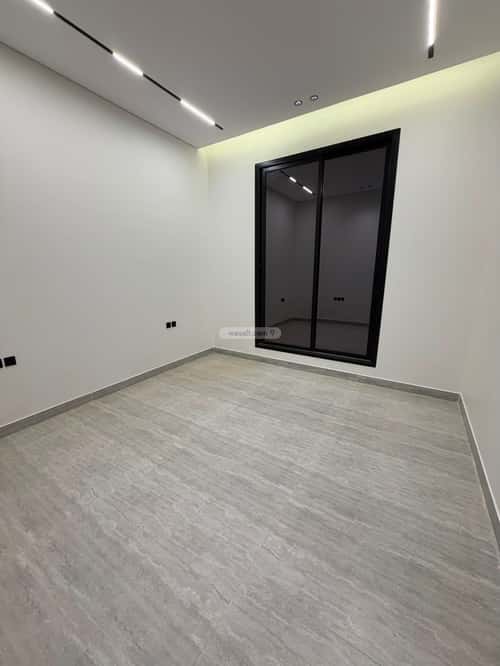 Floor 203.93 SQM with 5 Bedrooms Al-Maizaliyah, East Riyadh, Riyadh