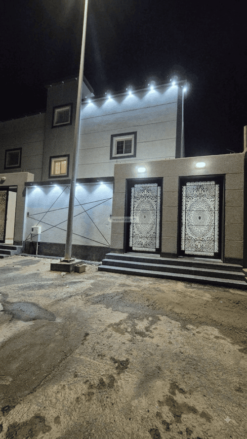 Apartment with 4 Bedrooms Al-Shafa, Tbwk
