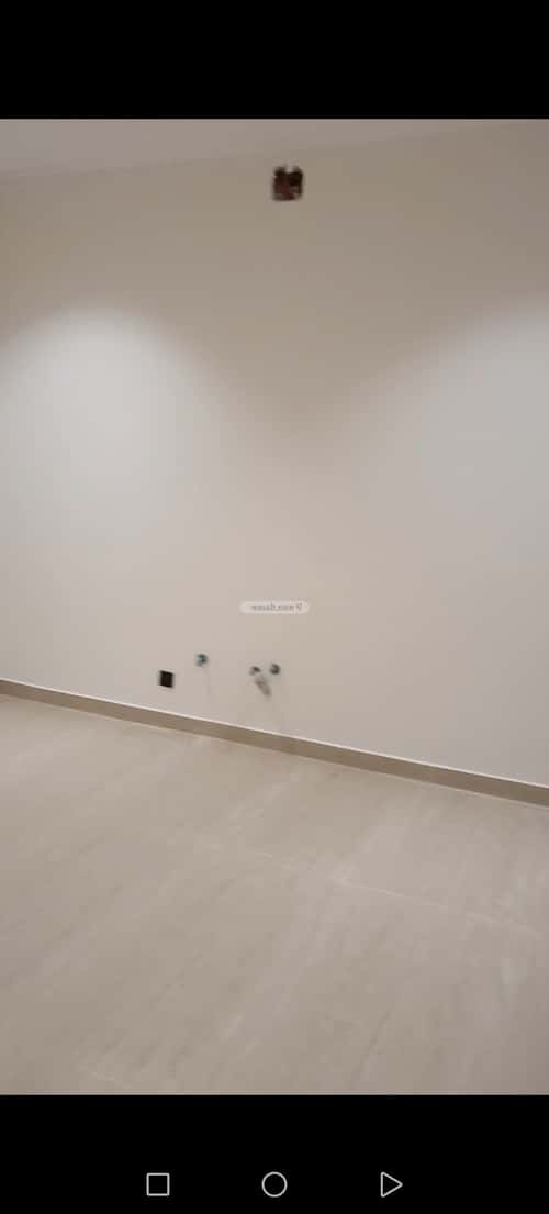Floor with 4 Bedrooms Az-Zahra, West Riyadh, Riyadh