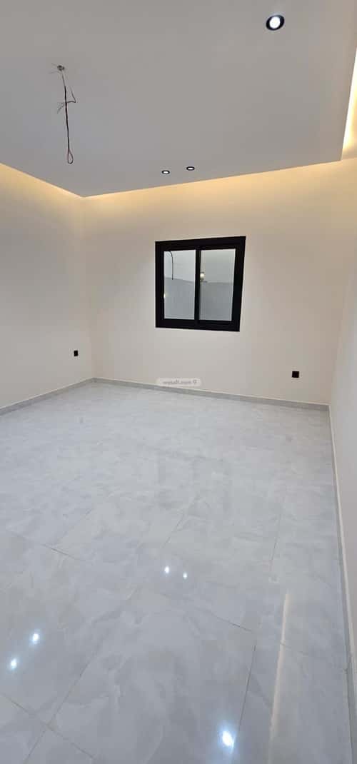 Villa 300 SQM Facing East on 20m Width Street Al Rahmanyah, East Jeddah, Jeddah