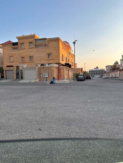 Apartment 187.91 SQM with 6 Bedrooms Al Manar, Aldammam