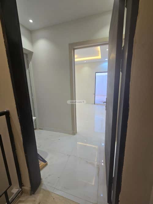 Apartment 350 SQM with 1 Bedroom Middle Al-Uraija, West Riyadh, Riyadh