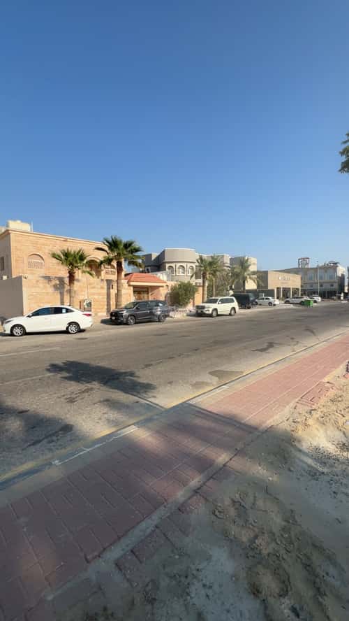 Villa 600 SQM Facing West on 40m Width Street Al Jesser, Khobar