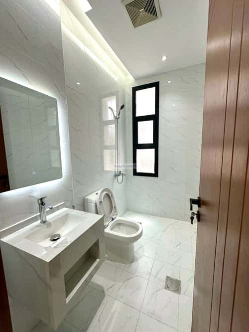 Apartment 156.06 SQM with 5 Bedrooms Al Nuzha, North Jeddah, Jeddah