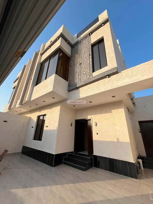 فيلا 200 متر مربع شرقية على شارع 15م الفروسية، شرق جدة، جدة