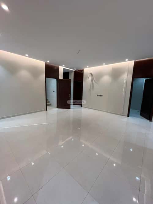 Villa 200 SQM Facing East on 15m Width Street Al Frosyah, East Jeddah, Jeddah