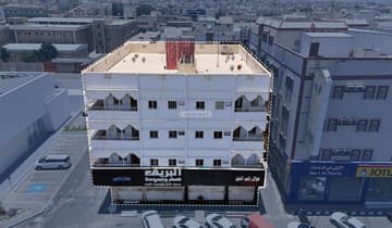 عمارة سكنية تجارية 565م2 في خميس مشيط