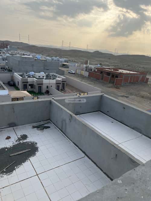 فيلا 500 متر مربع شرقية على شارع 18م الصفوة، شمال جدة، جدة